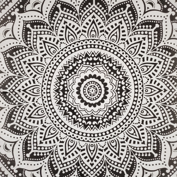 NEW Huge Grey and White Mandala Tapestry - Picture 6 of 7